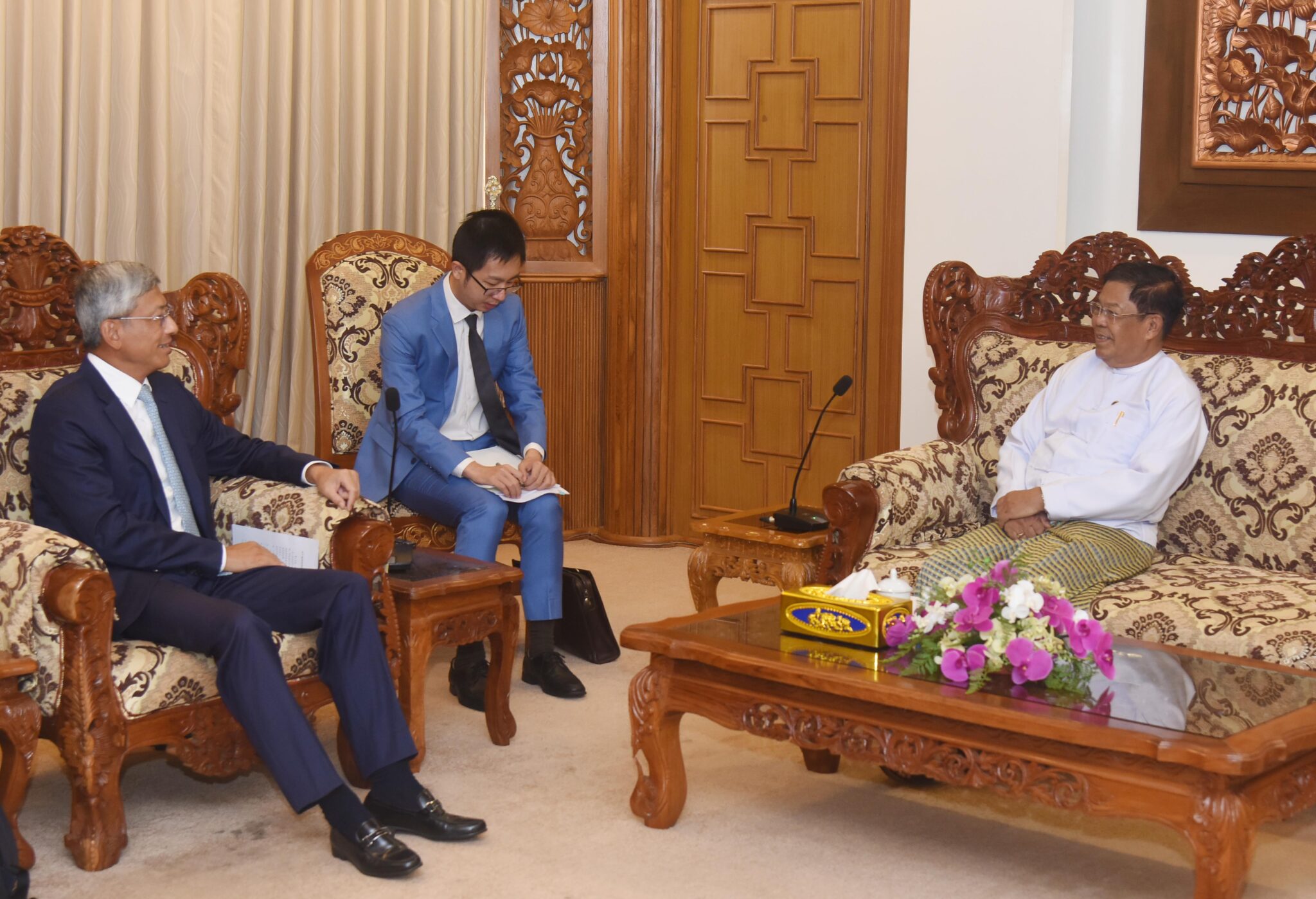 The Union Minister for Foreign Affairs receives the Ambassador of the People’s Republic of China to Myanmar  (25-7-2023)