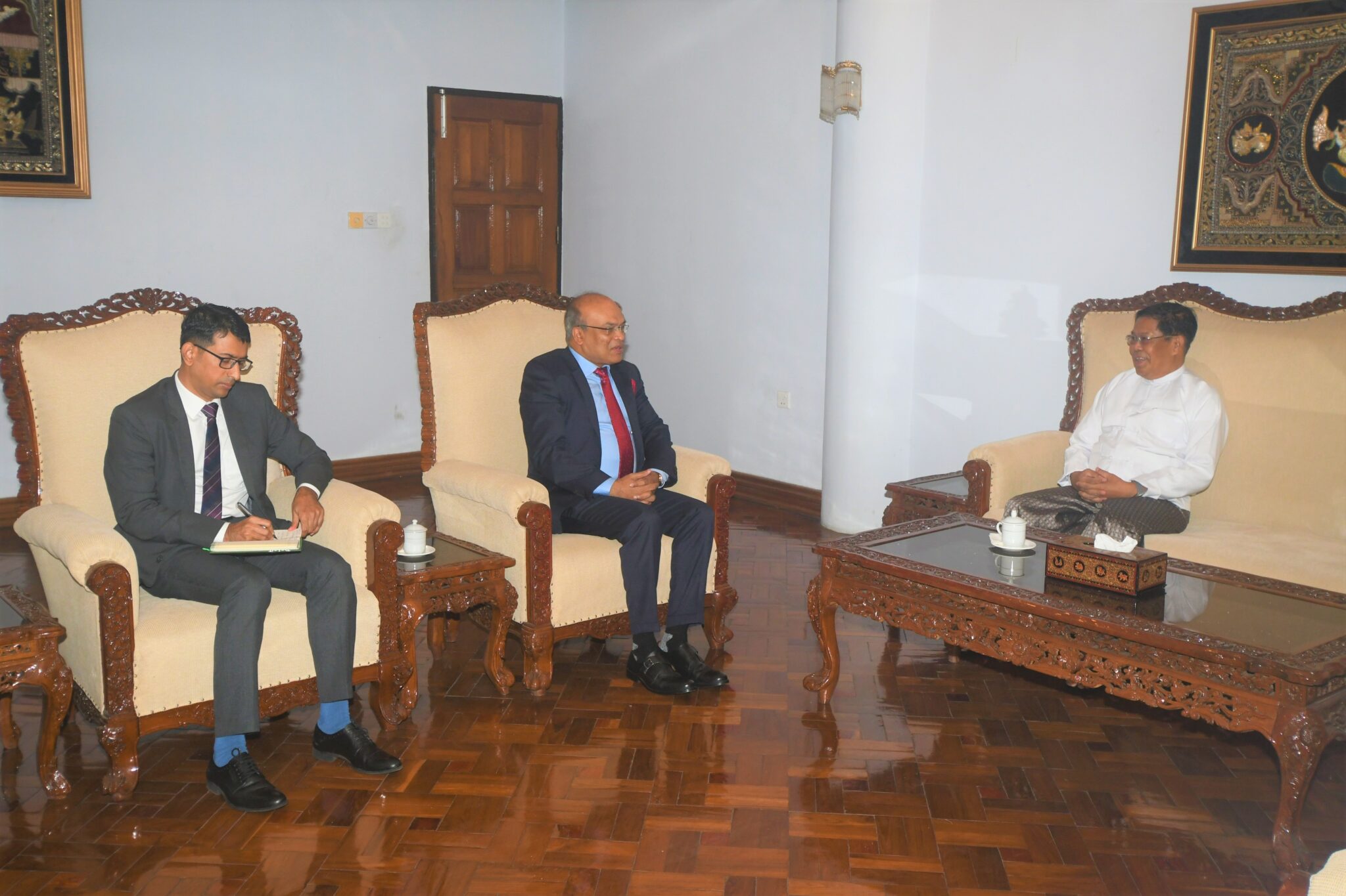 Deputy Prime Minister and Union Minister for Foreign Affairs receives Ambassador of Bangladesh to Myanmar(5-12-2023)
