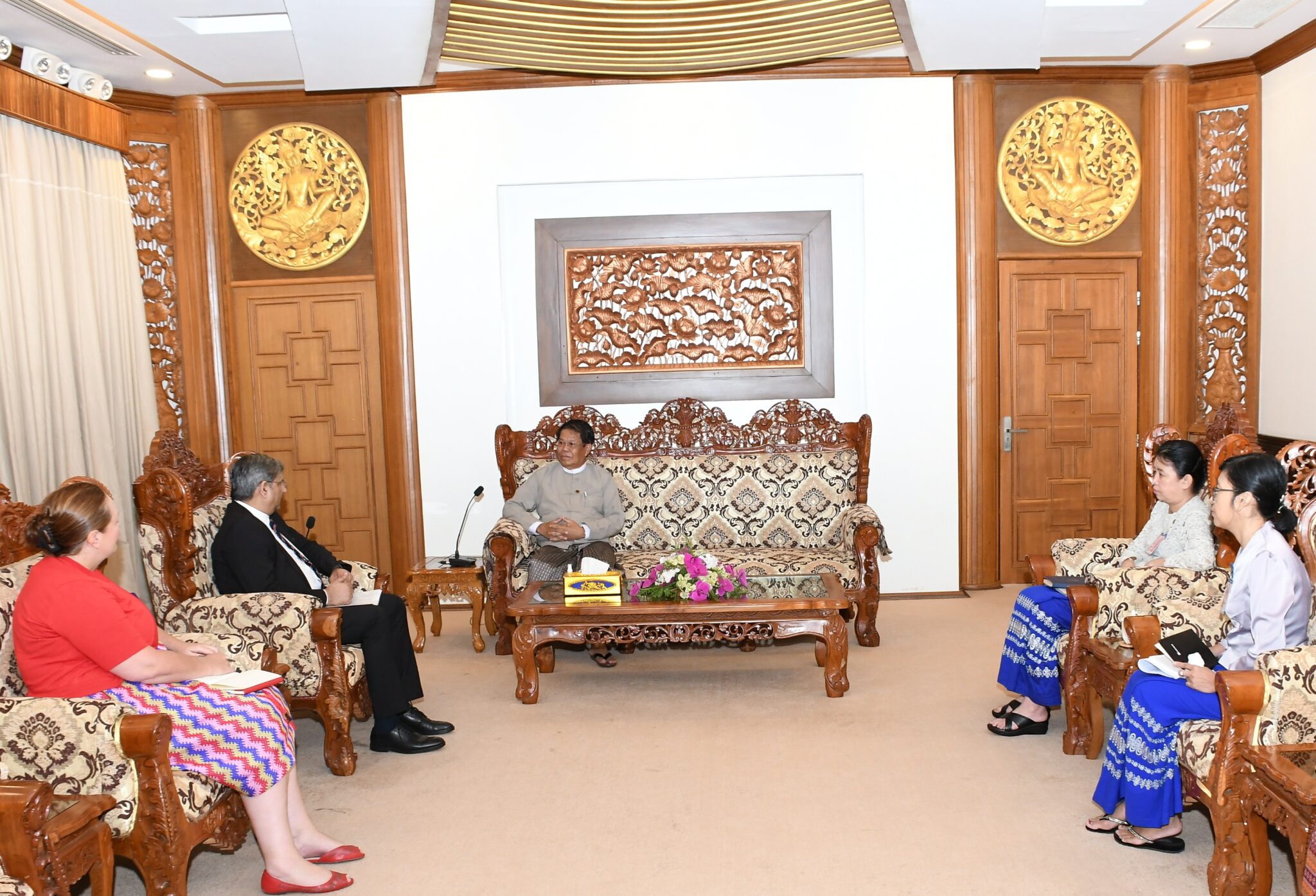 U Than Swe, Deputy Prime Minister and Union Minister for Foreign Affairs receives Mr. Sajjad Mohammad Sajid, Head of Office of the United Nations Office for the Coordination of Humanitarian Affairs (UNOCHA) (9-11-2023)
