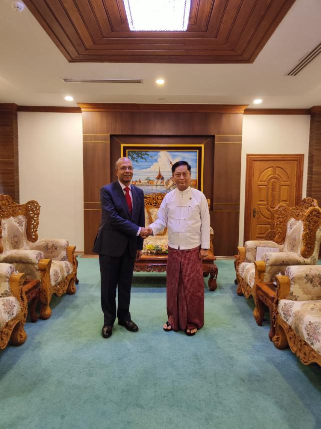 Deputy Minister for Foreign Affairs receives the India Ambassador to Myanmar (16-1-2024)