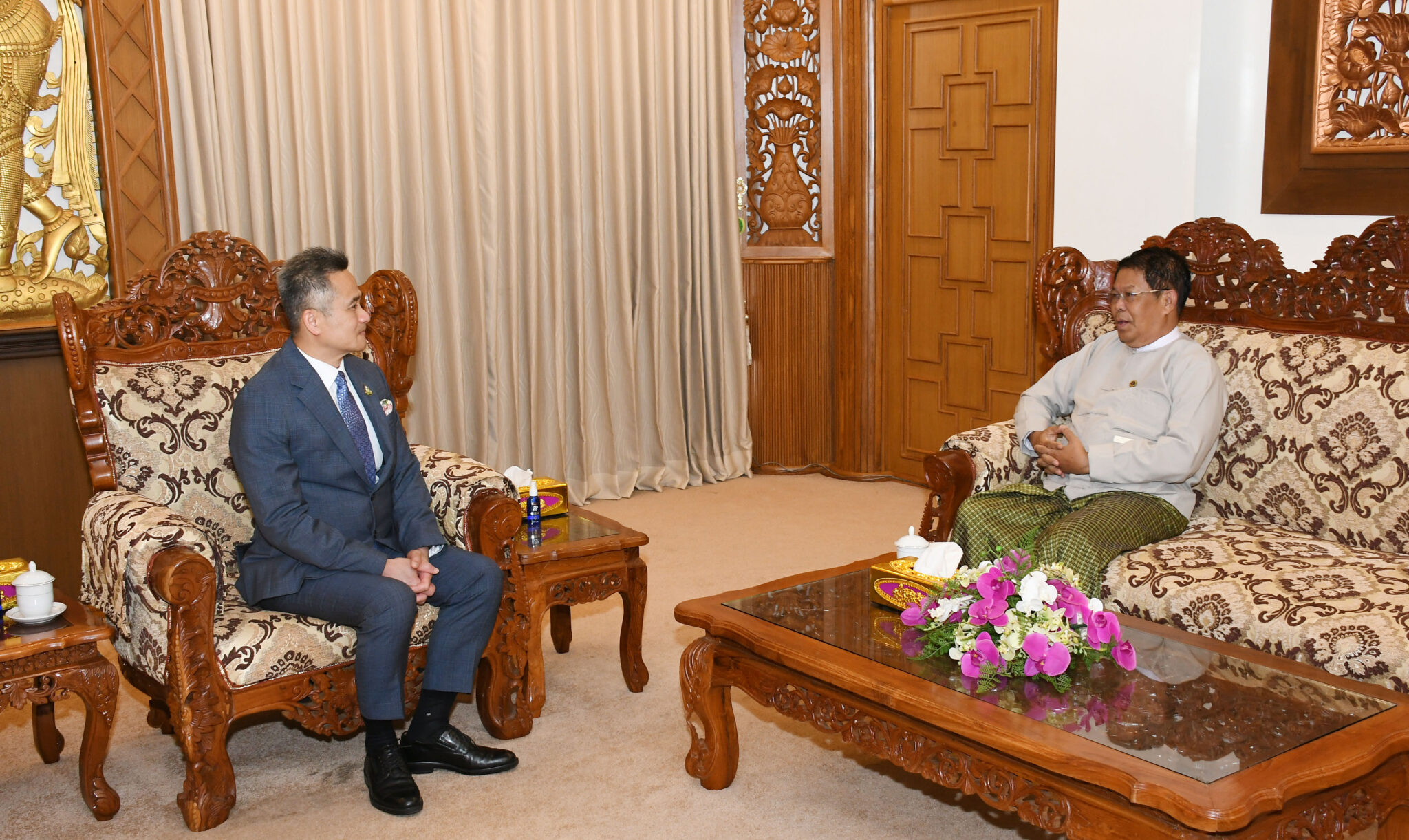 Deputy Prime Minister and Union Minister for Foreign Affairs receives Thai Ambassador to Myanmar (25-1-2024)