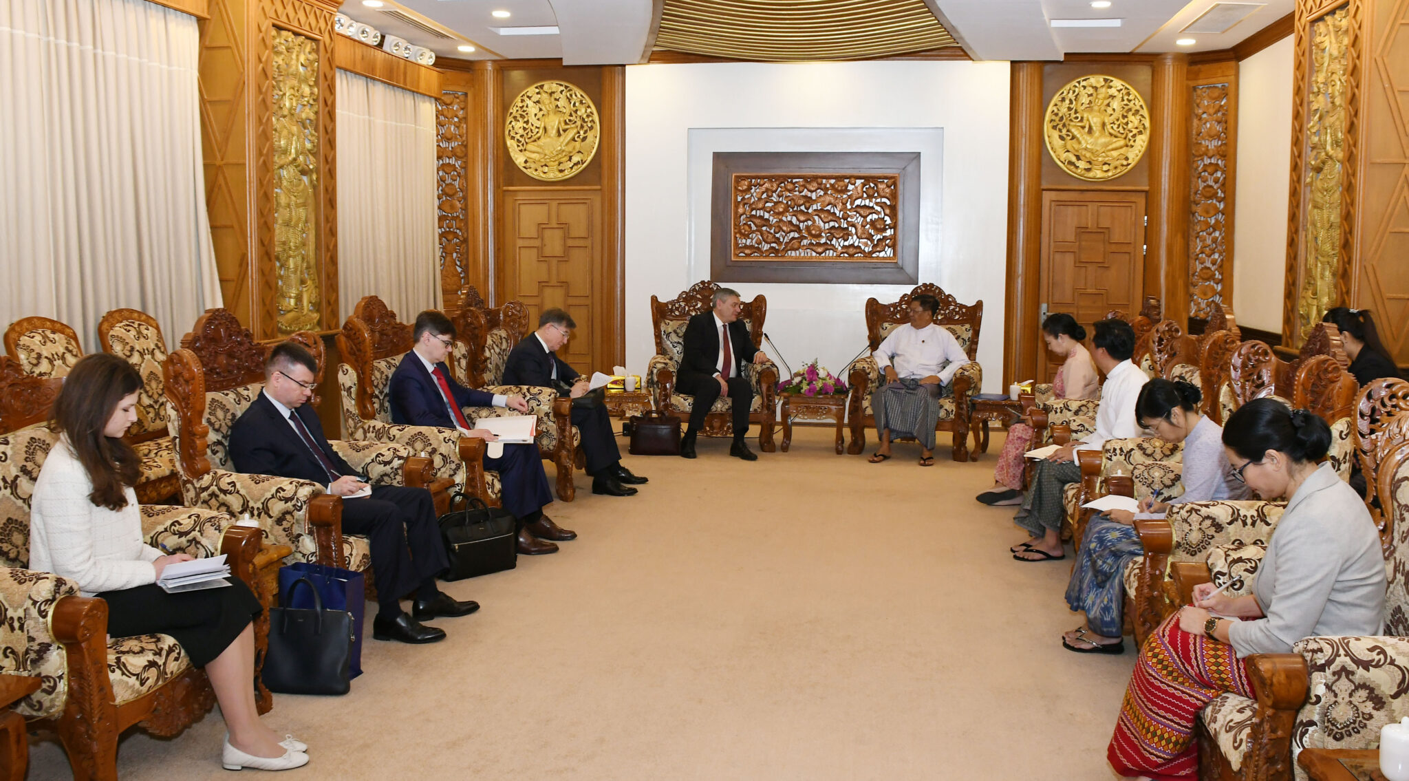 Minister and Union Minister for Foreign Affairs of Myanmar receives Deputy Minister of Foreign Affairs of Russia Federation (21-2-2024)